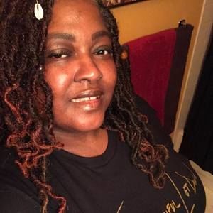 Meet your Posher, Eunice